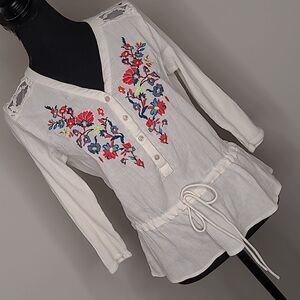 Vintage America sz S embroidered  tie-waist  top